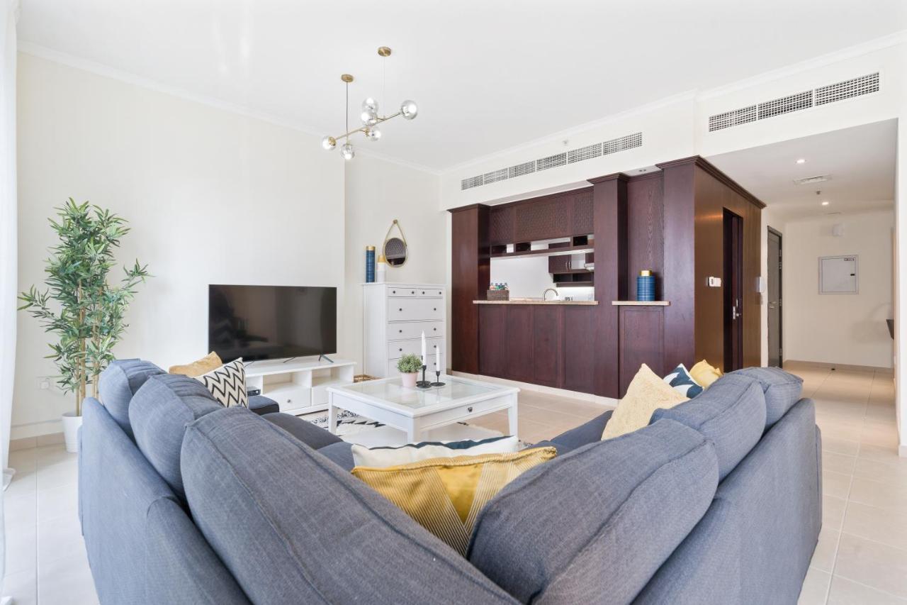 Stylish Apartment With Partial Burj Khalifa View 두바이 외부 사진
