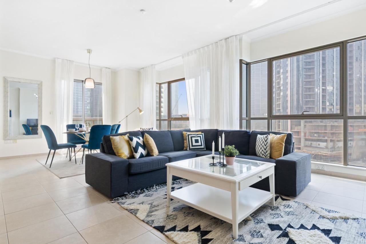 Stylish Apartment With Partial Burj Khalifa View 두바이 외부 사진