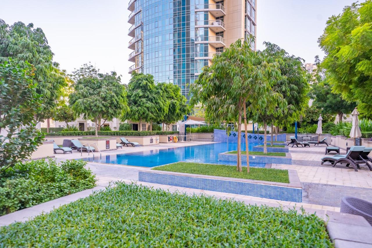 Stylish Apartment With Partial Burj Khalifa View 두바이 외부 사진